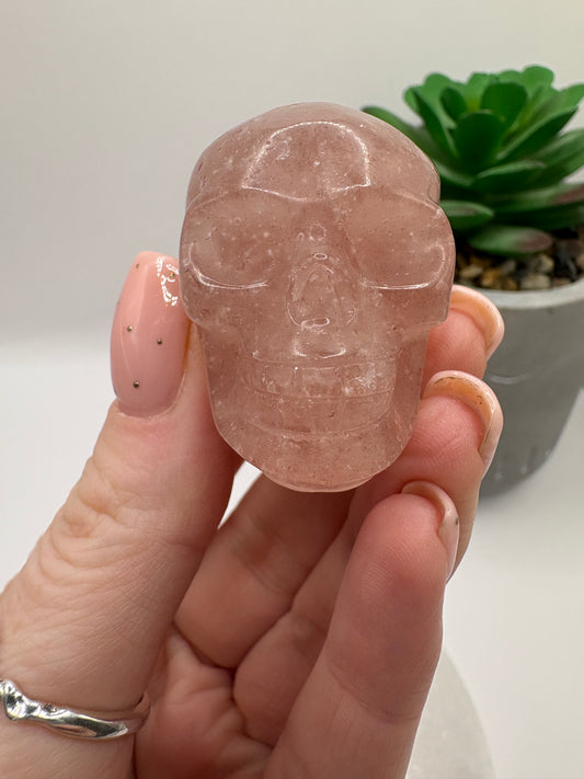 Strawberry Quartz Skull Carving/ Strawberry Quartz Skull/ Strawberry Quartz Carving/ Strawberry Quartz crystals/ Healing Crystals/
