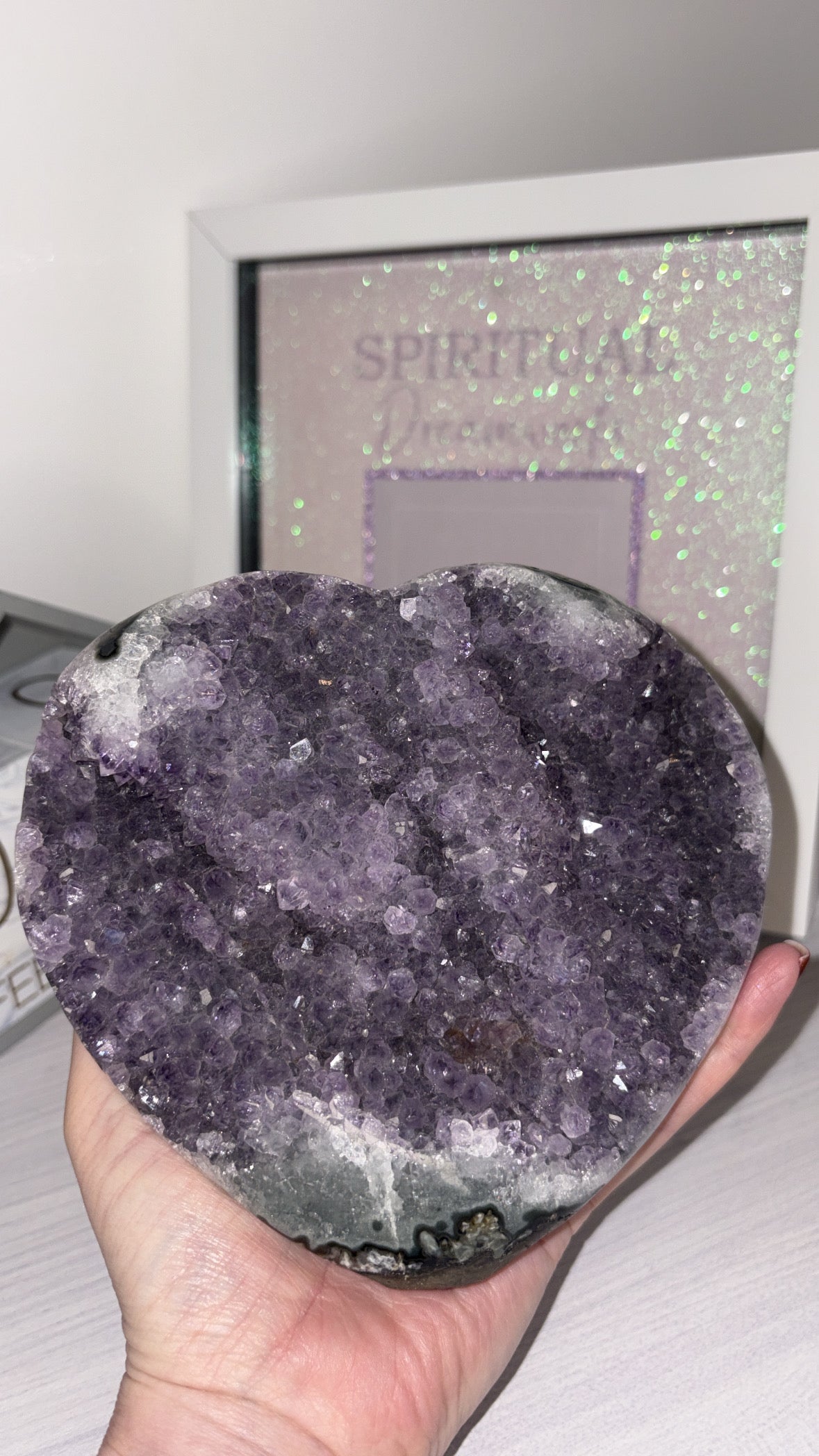 Amethyst Heart/ Amethyst Heart Carving/ Amethyst Crystal/ Amethyst/ Healing Crystal/ Crystals UK/ Amethyst Druzy/ Natural Amethyst