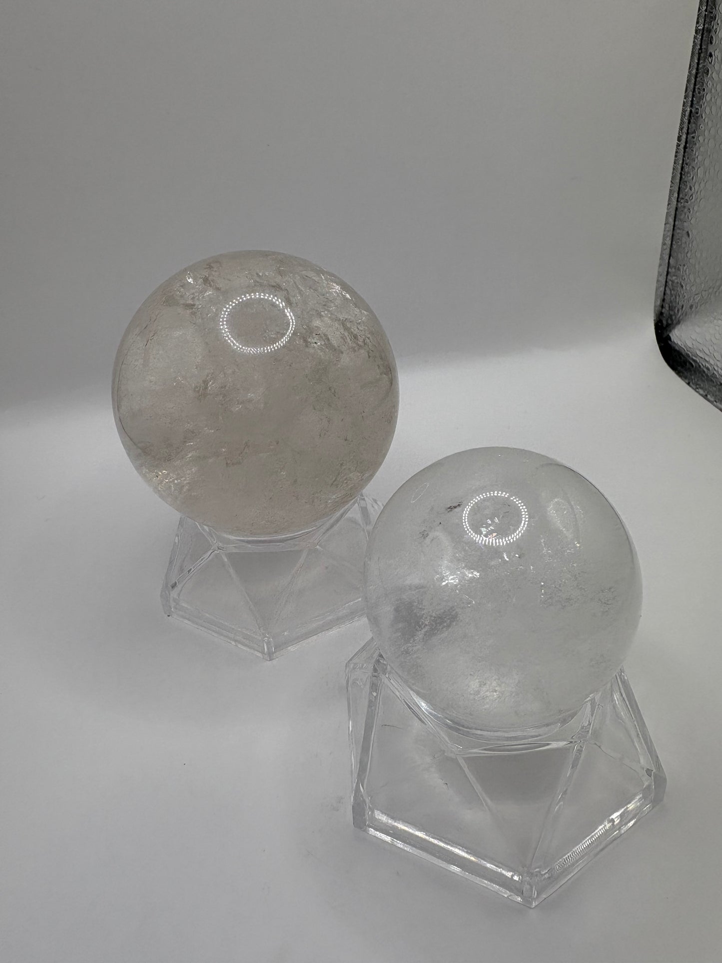 Clear Quartz Spheres/ Clear Quartz Sphere /Clear Quartz Crystal/Clear Quartz/ Natural Clear Quartz