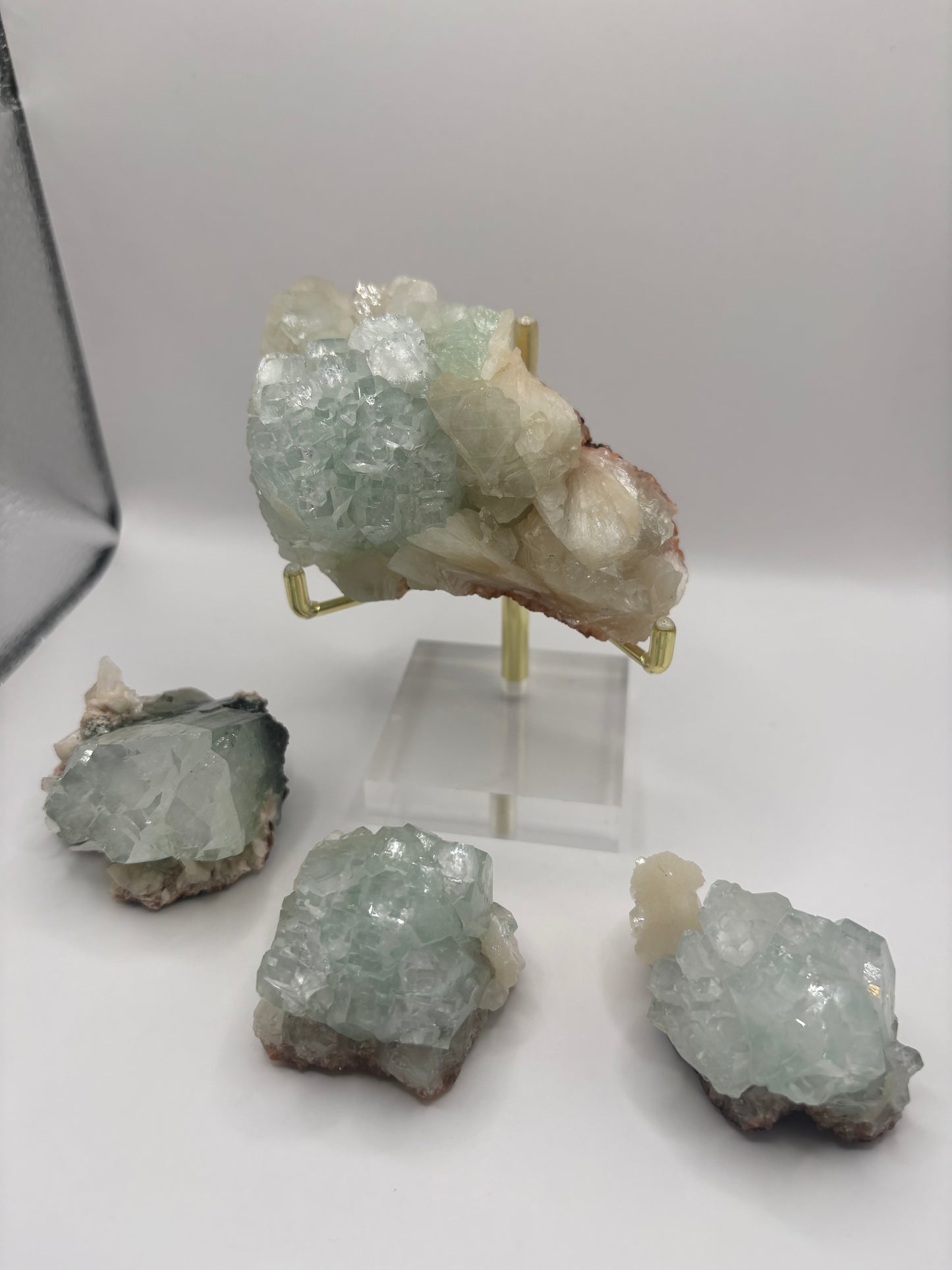 Green Apophyllite Clusters/ Green Apophyllite Crystals/ Green Apophyllite/ Crystals UK
