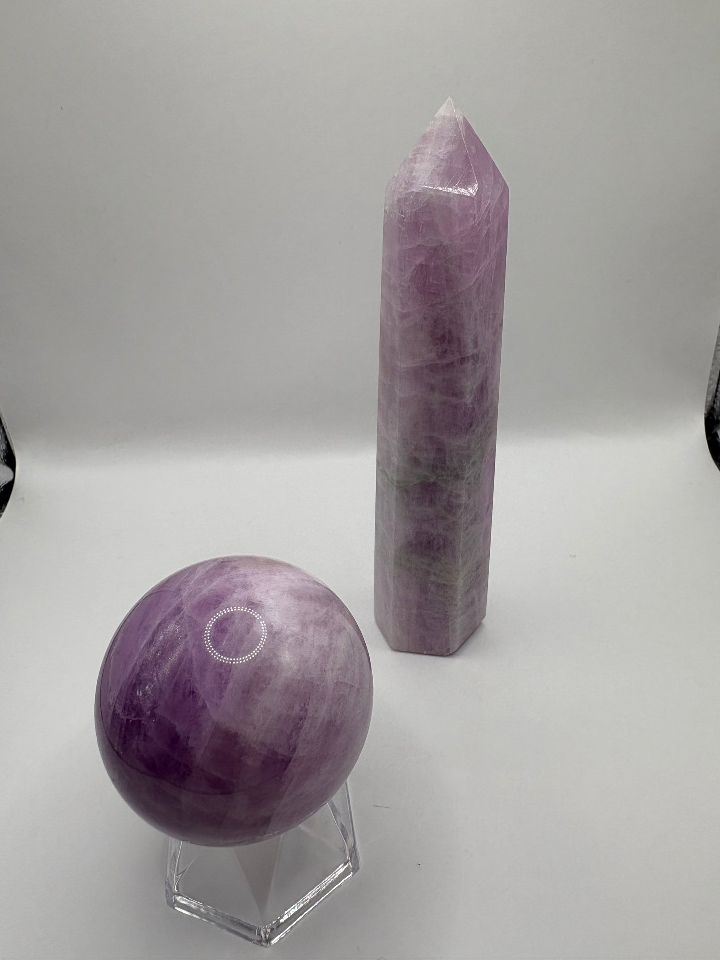 Kunzite Tower/ Kunzite Sphere/ Kunzite Crystals/ Kunzite Crystal/ Kunzite/ Healing Crystals/ Crystals UK