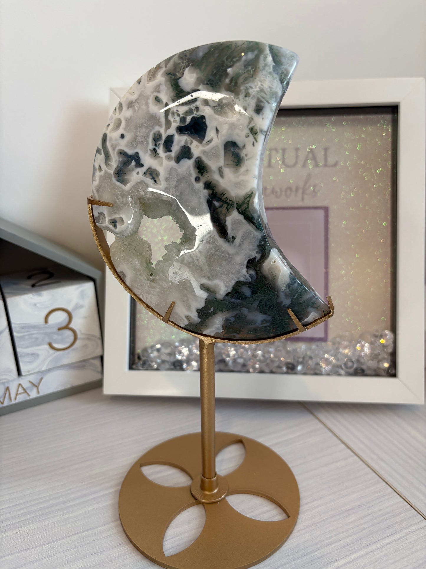 Genuine Moss Agate Moon Carvings/ Moss Agate Crystal/ Moss Agate/ Healing Crystals/ Crystals UK