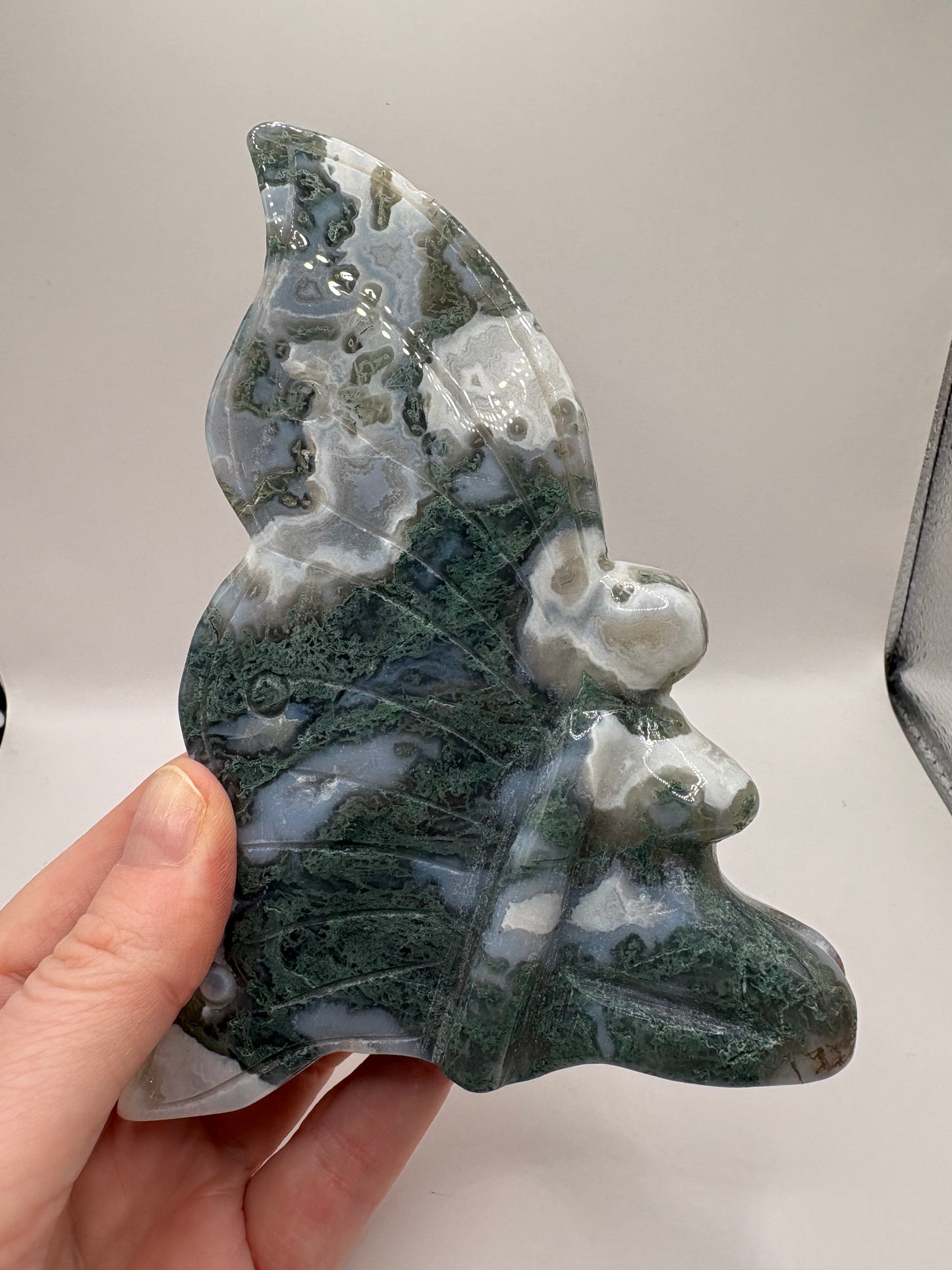 Moss Agate Carvings/ Moss Agate Fairy’s/ Moss Agate Wolf/ Moss Agate Mushrooms/ Moss Agate Crystals/ Crystals UK