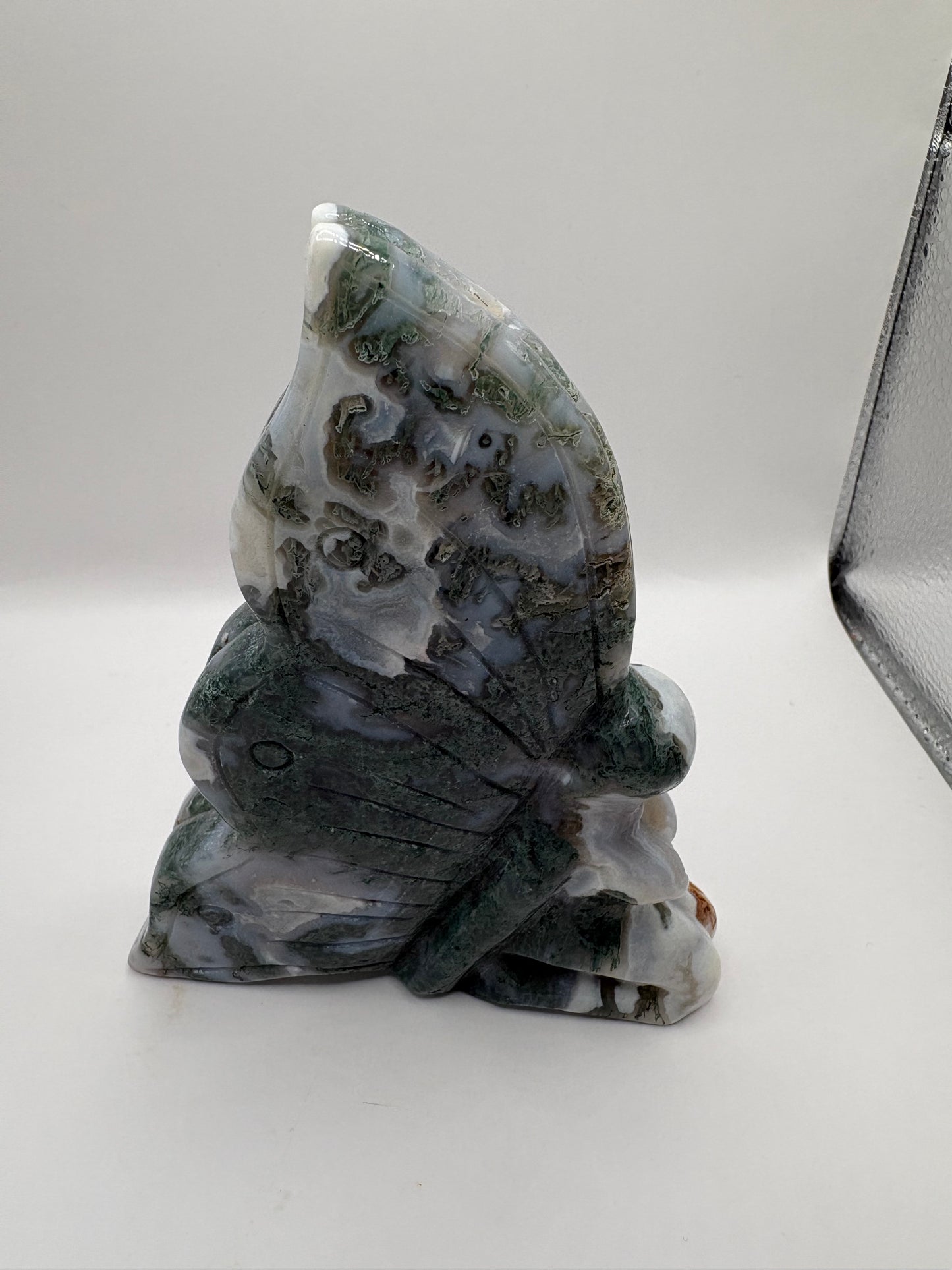 Moss Agate Carvings/ Moss Agate Fairy’s/ Moss Agate Wolf/ Moss Agate Mushrooms/ Moss Agate Crystals/ Crystals UK