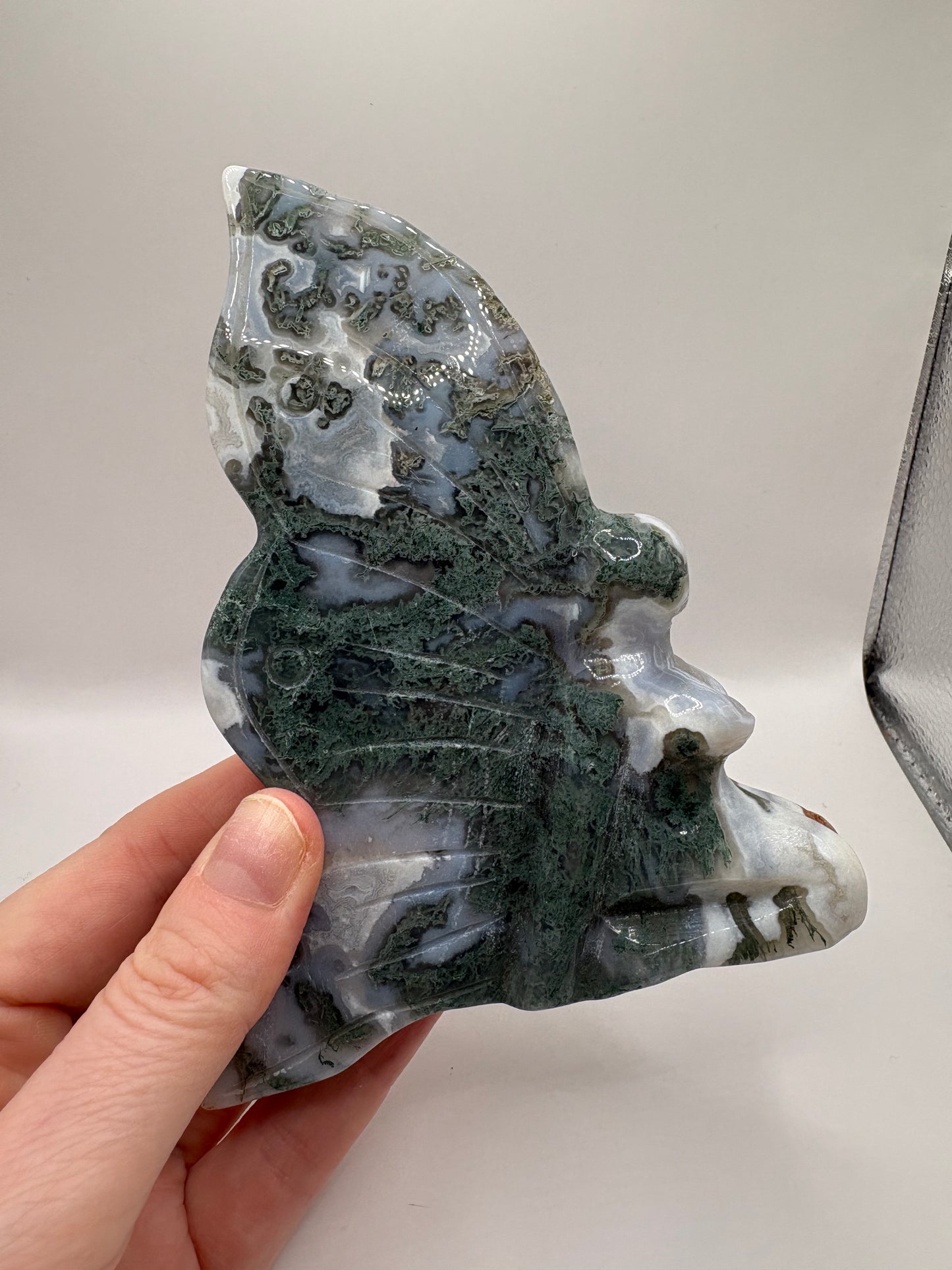 Moss Agate Carvings/ Moss Agate Fairy’s/ Moss Agate Wolf/ Moss Agate Mushrooms/ Moss Agate Crystals/ Crystals UK