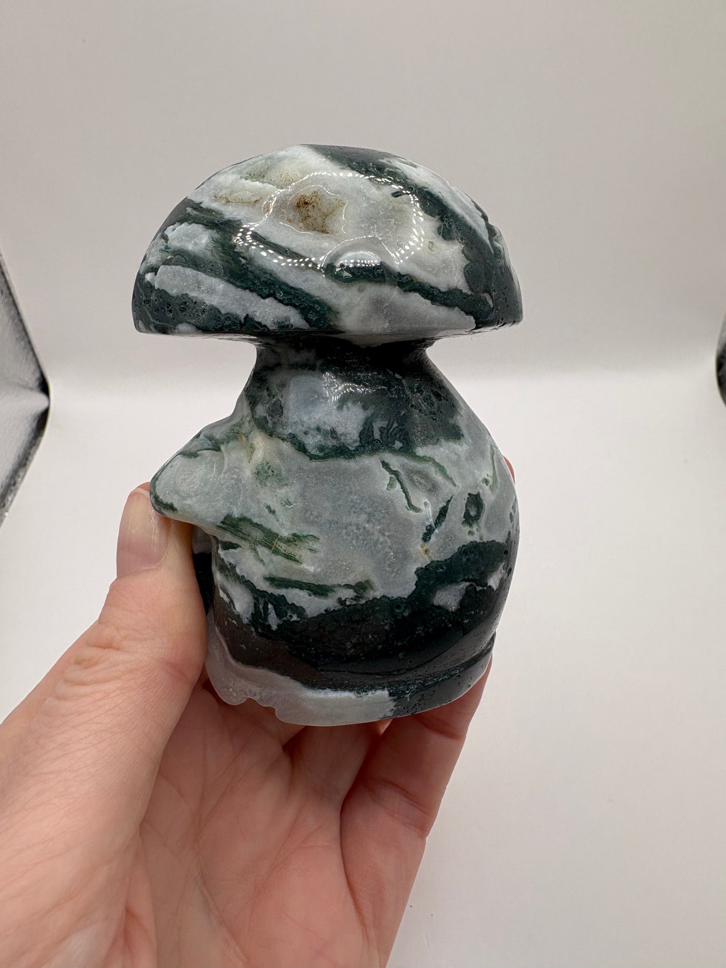 Moss Agate Carvings/ Moss Agate Fairy’s/ Moss Agate Wolf/ Moss Agate Mushrooms/ Moss Agate Crystals/ Crystals UK