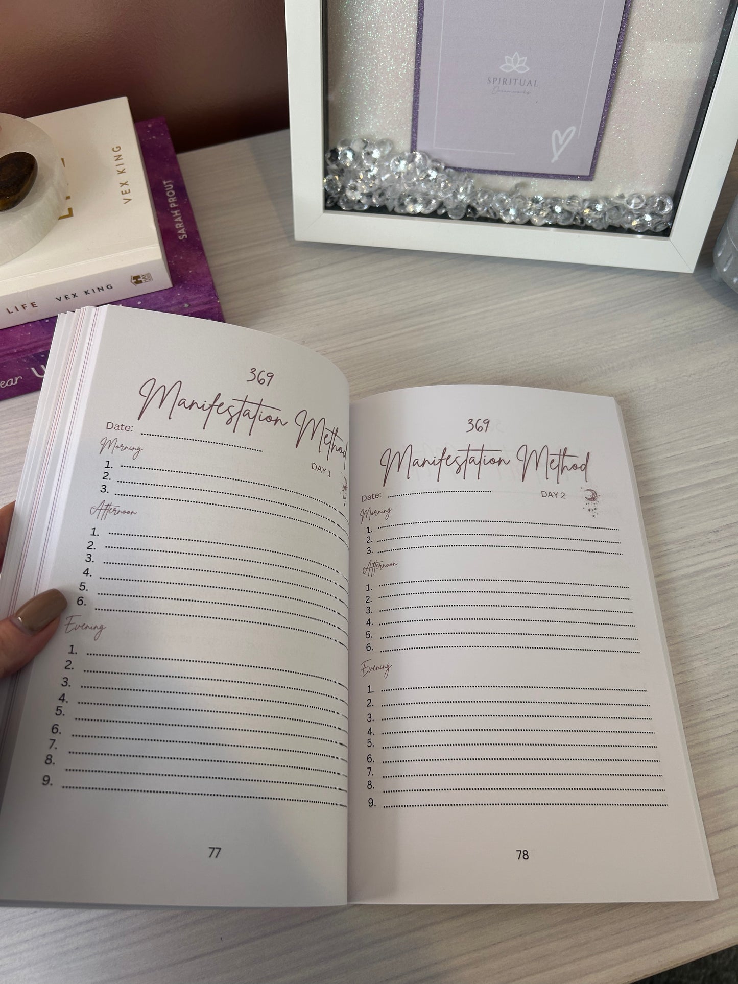 Manifestation Journal/ Gratitude Journal/ Manifestation Journaling/ Gratitude Journaling/ Manifestation/ 369 Manifestation Method