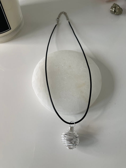 Caged Howlite/Rose Quartz/Fluorite Crystal Necklaces/Crystal Pendants/Crystal Necklaces/ Gemstone Necklaces/ Pendant Necklace/Necklaces